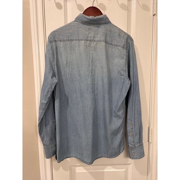 Mossimo Men’s Light-Wash Denim Button Up Size Medium Athletic Fit - Picture 2 of 6